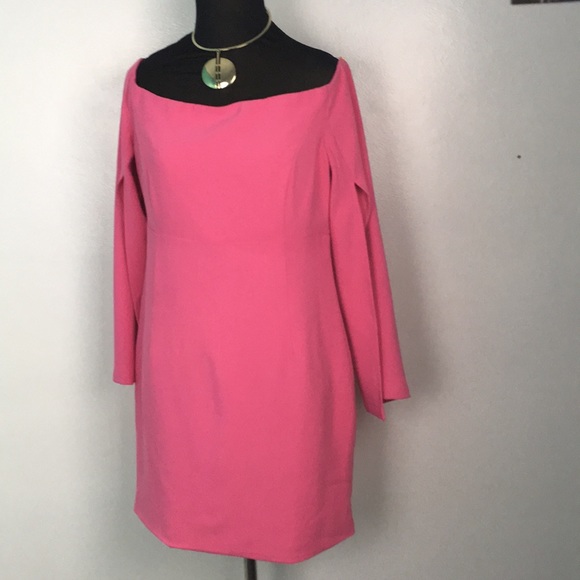 Bardot Stunning!off theshoulder fitted coral dress - Picture 4 of 7